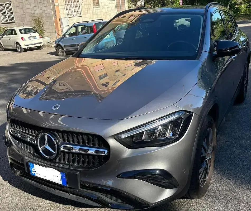 Occasion Mercedes GLA180 Premium 136 ch (100 kW) 2023 Gris SUV