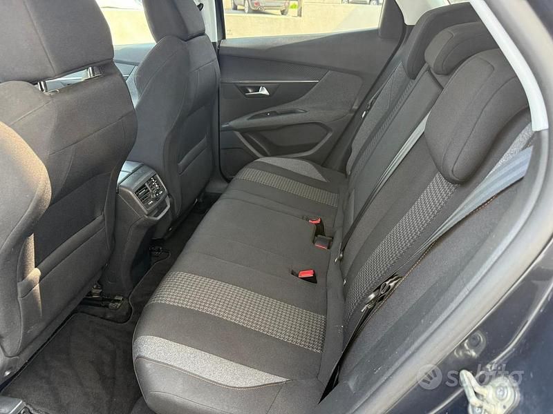 Usata Peugeot 3008 Allure 131 CV (96 kW) 2020 Other SUV