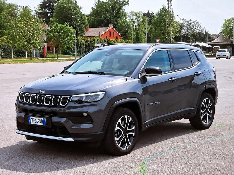 Usata Jeep Compass 131 CV (96 kW) 2021 Grigio SUV