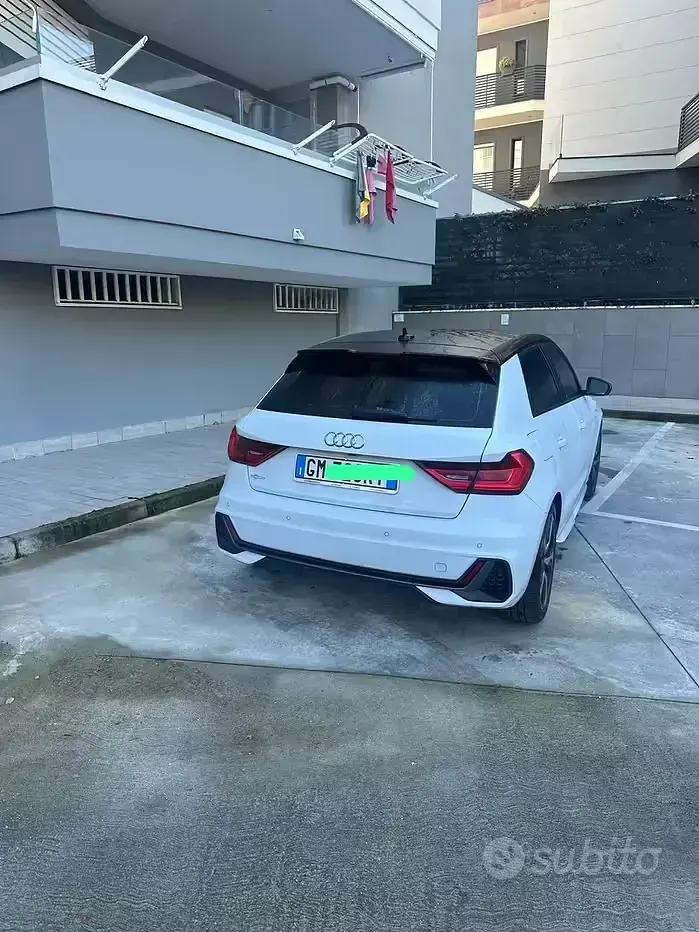 Usata Audi A1 Sportback S-Line 95 CV (69 kW) 2022 Grigio Utilitaria