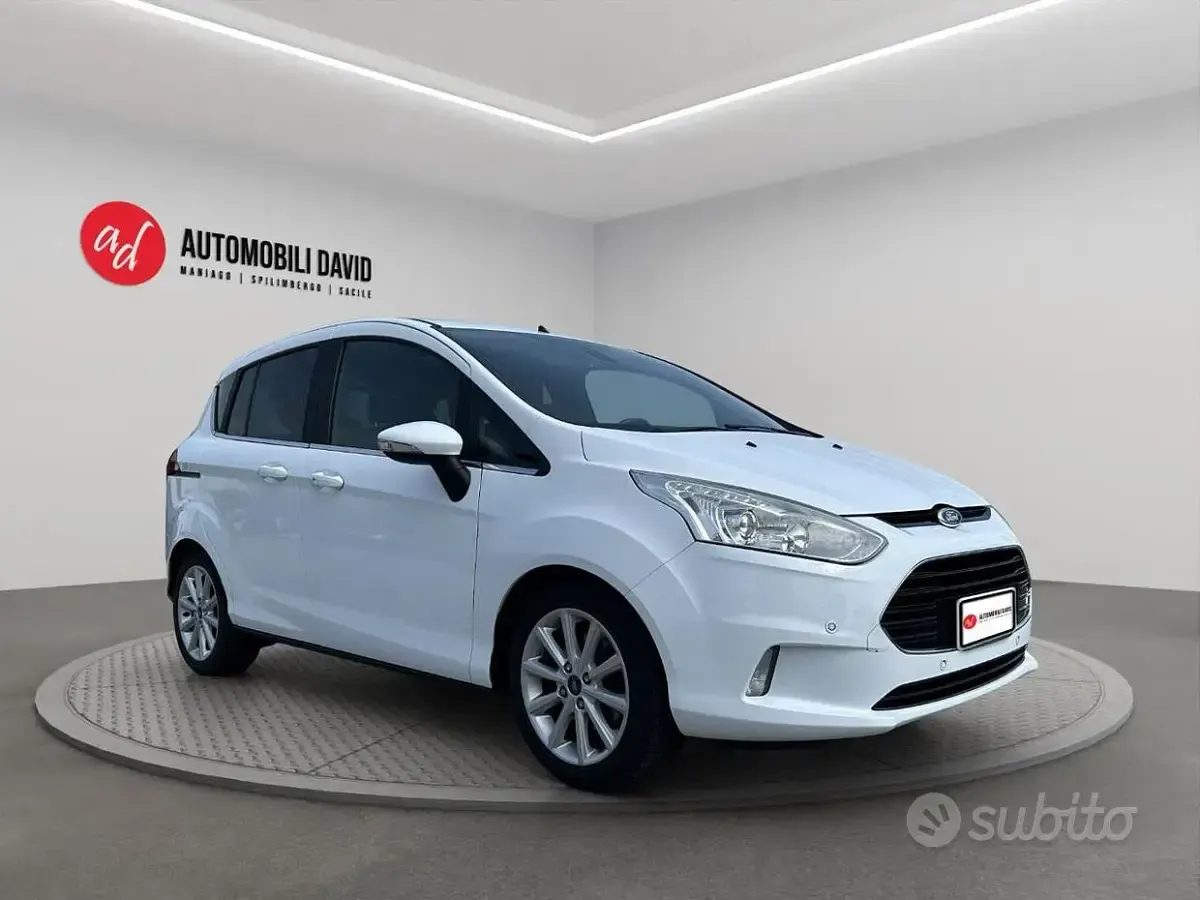 Usata Ford B-MAX Titanium 75 CV (55 kW) 2015 Bianco Monovolume