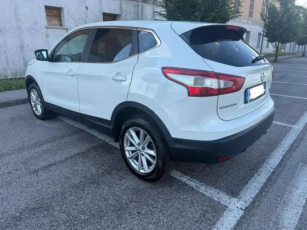 Usata Nissan Qashqai Tekna 110 CV (80 kW) 2016 SUV