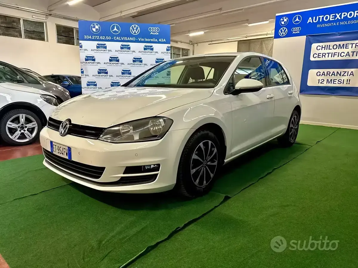 Usata VW Golf VII 105 CV (77 kW) 2013 Bianco Berlina
