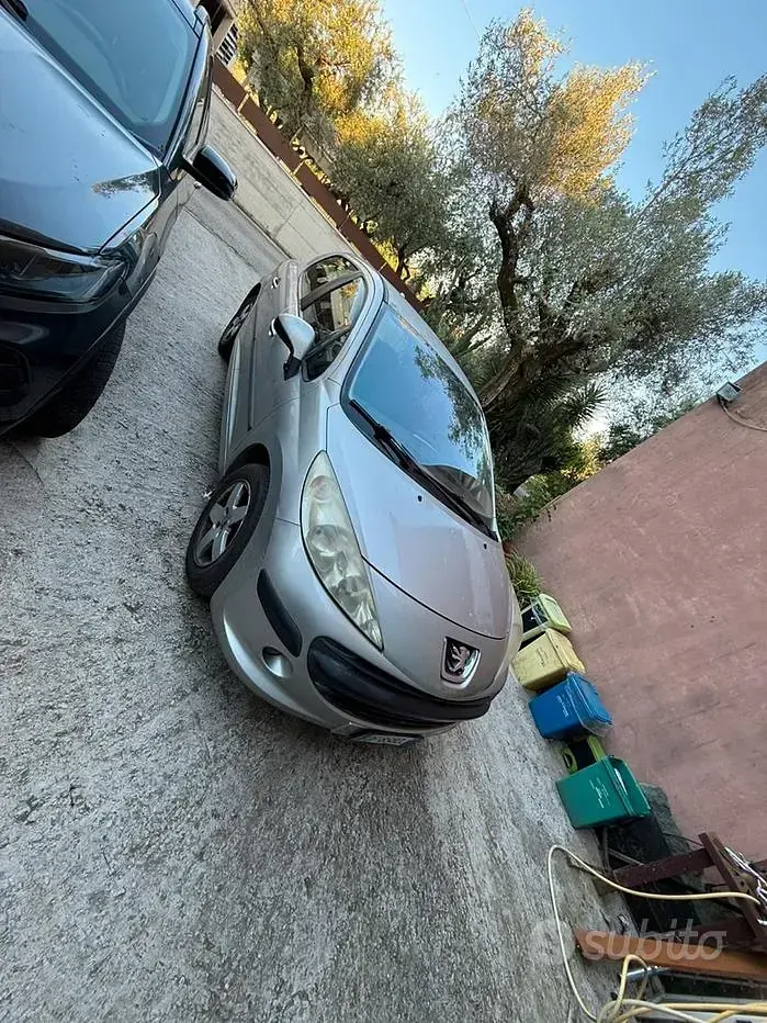 Usata Peugeot 207 88 CV (64 kW) 2006 Grigio Berlina