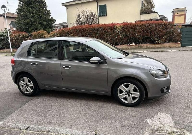 Usata VW Golf VI Highline 105 CV (77 kW) 2009 Utilitaria