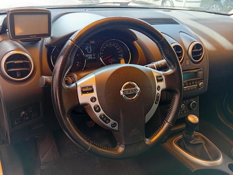 Usata Nissan Qashqai Acenta 130 CV (95 kW) 2013 Bianco SUV