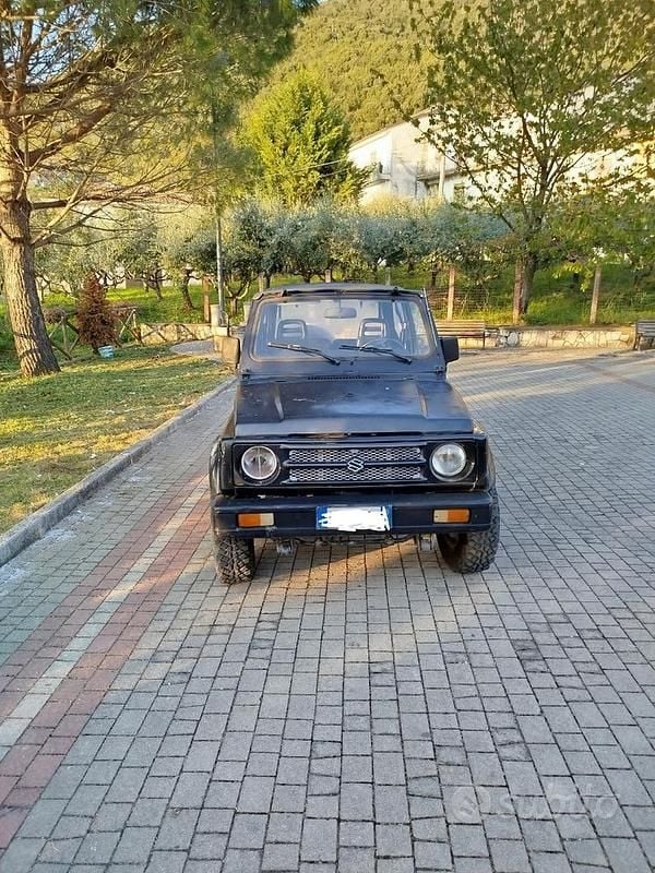Usata Suzuki Samurai 64 CV (47 kW) 1996 Nero SUV