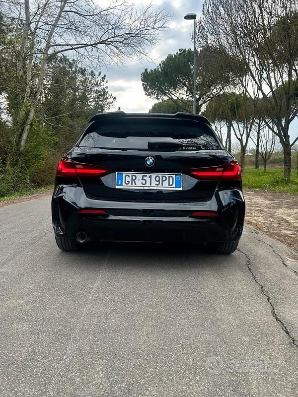 Usata BMW 116 M Sport 116 CV (85 kW) 2023 Nero Utilitaria