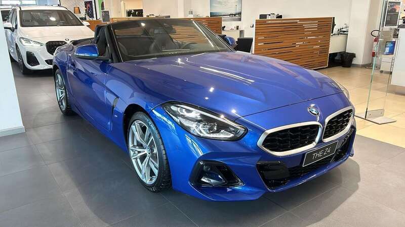 Usata BMW Z4 197 CV (144 kW) 2024 Blu Cabrio