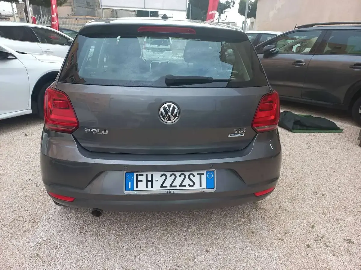 Usata VW Polo Highline 90 CV (66 kW) 2017 Grigio Berlina