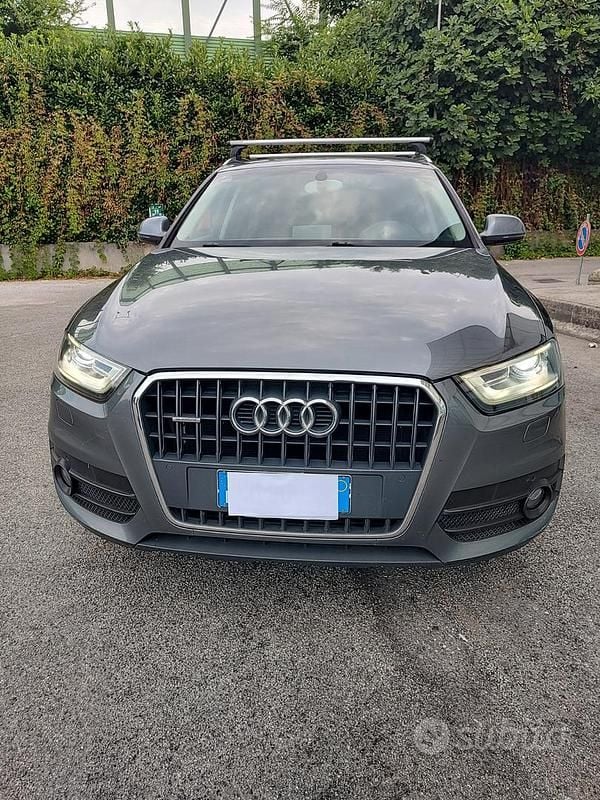 Grigio Usata 2012 Audi Q3 SUV | 13.500 € (Cara) - Immagine 1/4