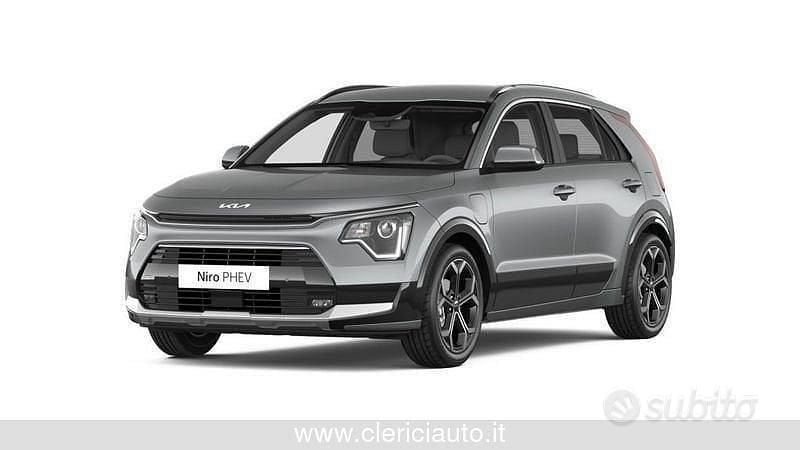 Usata Kia Niro Style 170 CV (125 kW) 2025 Grigio SUV
