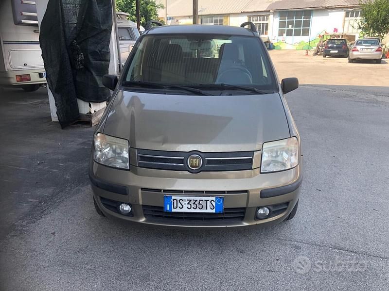 Usata Fiat Panda Dynamic 59 CV (43 kW) 2009 Beige Utilitaria