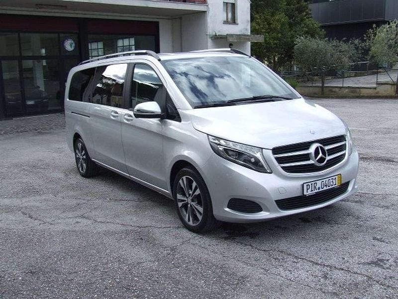Usata Mercedes V250 Edition 190 CV (139 kW) 2016 Brillantsilber metallic Monovolume