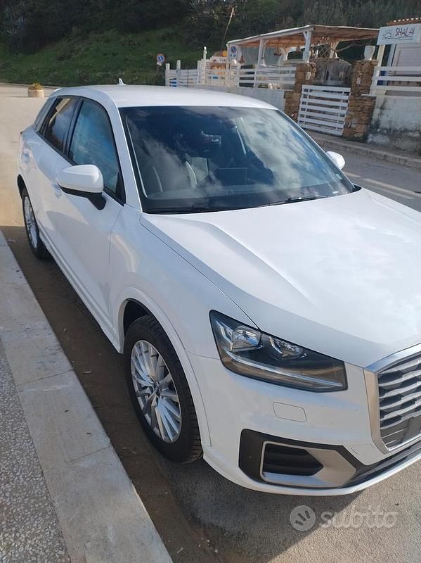 Usata Audi Q2 Sport 116 CV (85 kW) 2018 Bianco SUV