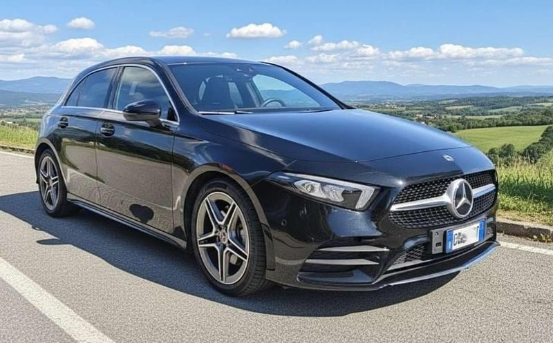 Usata Mercedes A180 Premium 116 CV (85 kW) 2021 Nero Berlina