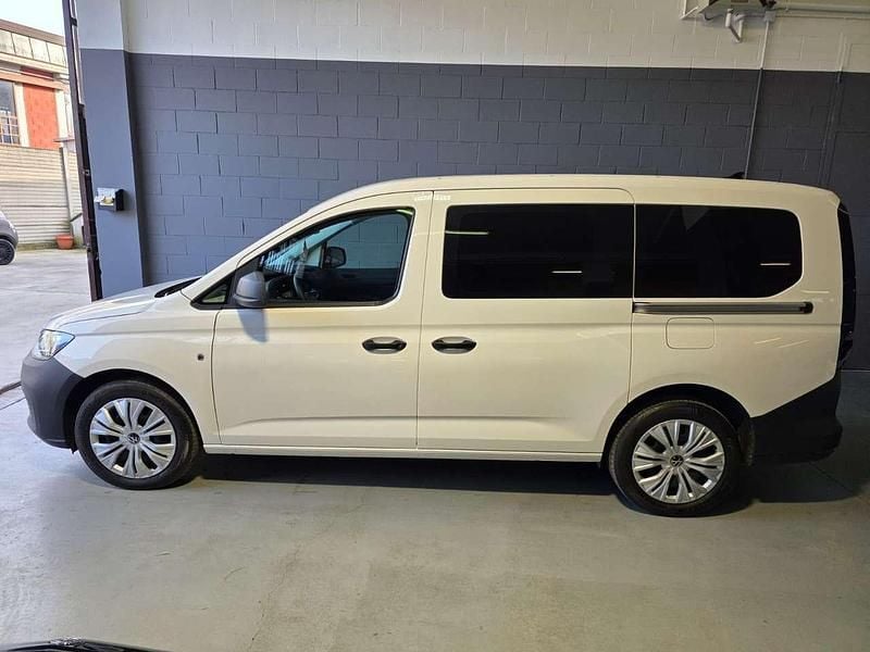 Usata VW Caddy Maxi 102 CV (75 kW) 2024 Bianco Monovolume