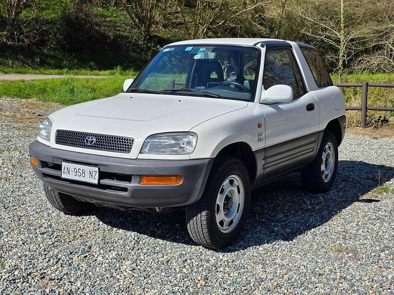Usata Toyota RAV4 128 CV (94 kW) 1996 Bianco SUV