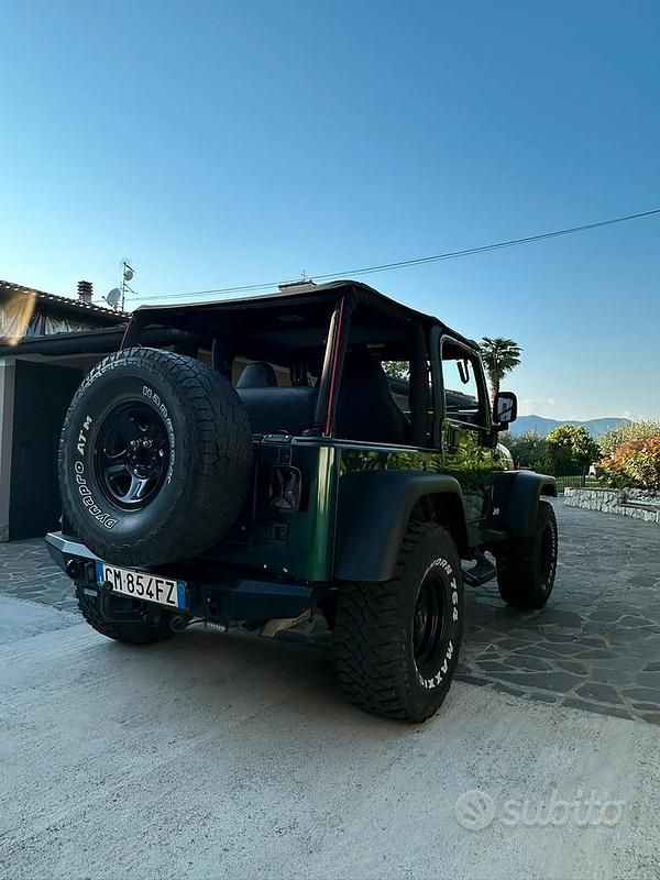 Usata Jeep Wrangler 1997 Verde SUV