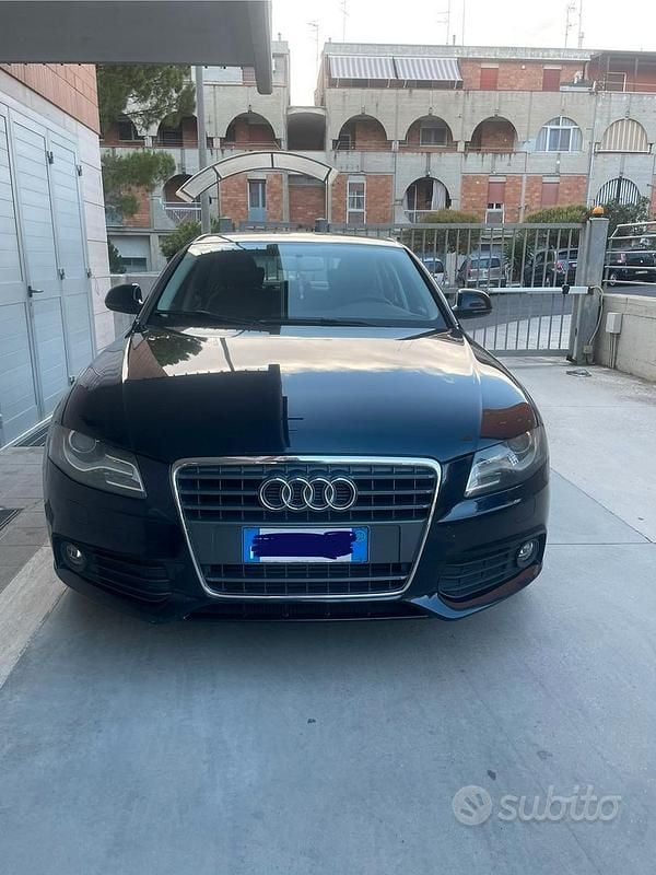 Usata Audi A4 2009 Blu Berlina