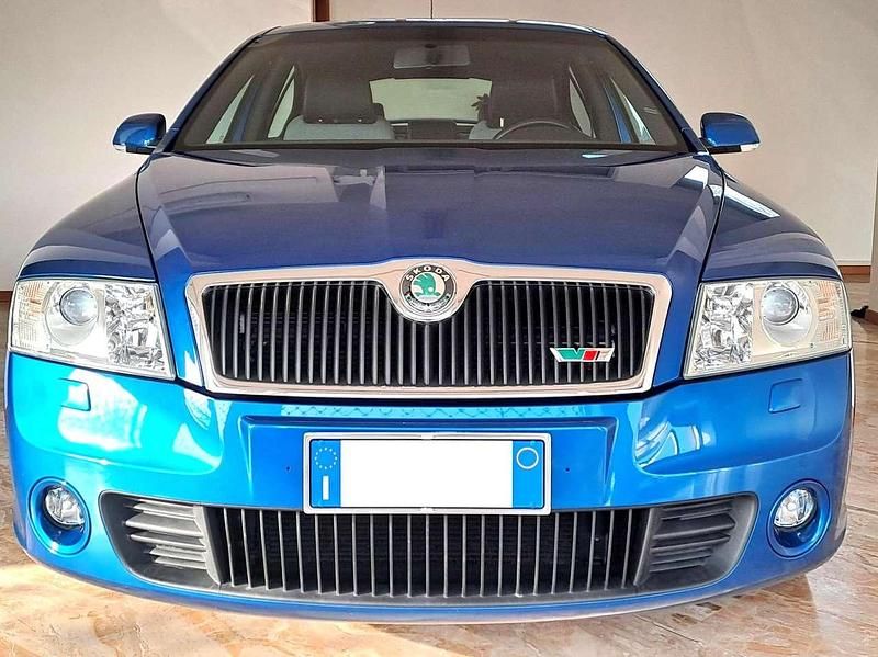 Usata Skoda Octavia RS 200 CV (147 kW) 2006 Race blue Berlina