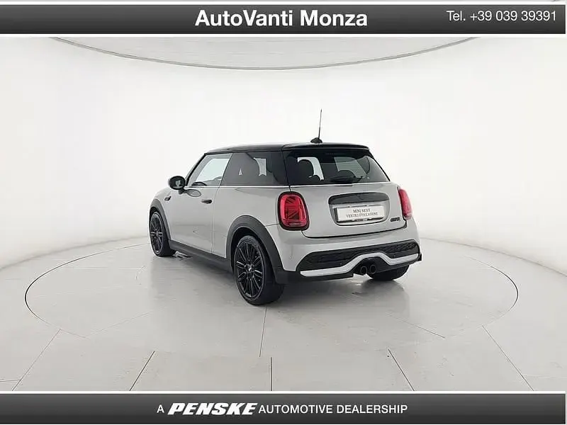 Usata Mini Cooper S Classic 178 CV (130 kW) 2023 Grigio Utilitaria