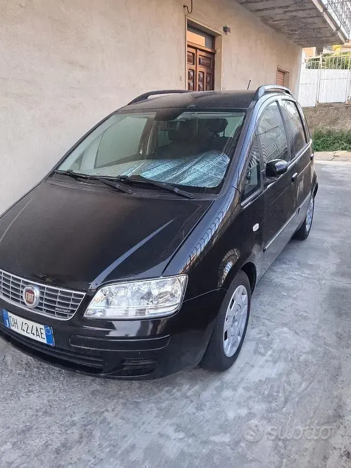 Usata Fiat Idea 90 CV (66 kW) 2007 Monovolume