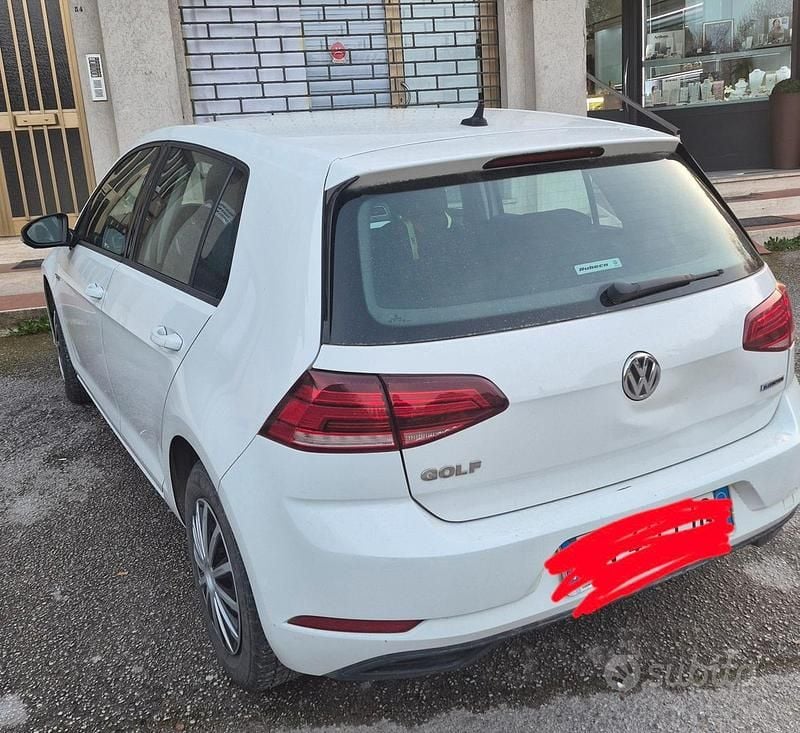 Usata VW Golf VII Highline 110 CV (80 kW) 2018 Bianco Berlina