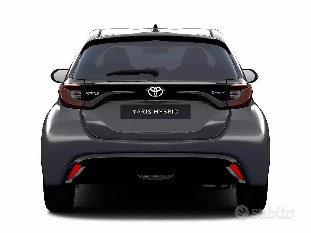 Nuova Toyota Yaris Premium 131 CV (96 kW) 2026 Grigio Utilitaria