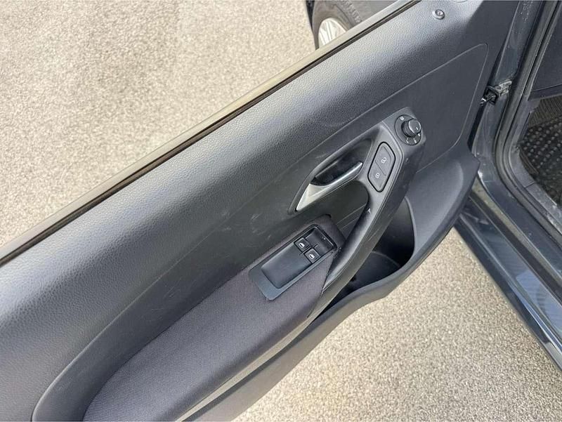 Usata VW Polo Trendline 60 CV (44 kW) 2015 Grigio Berlina