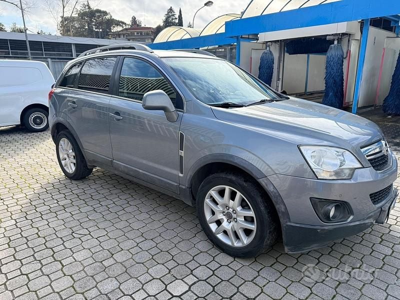 Usata Opel Antara 163 CV (119 kW) 2012 Grigio SUV