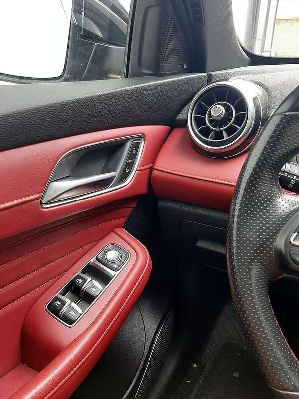 Usata MG EHS Exclusive 162 CV (119 kW) 2022 Nero SUV