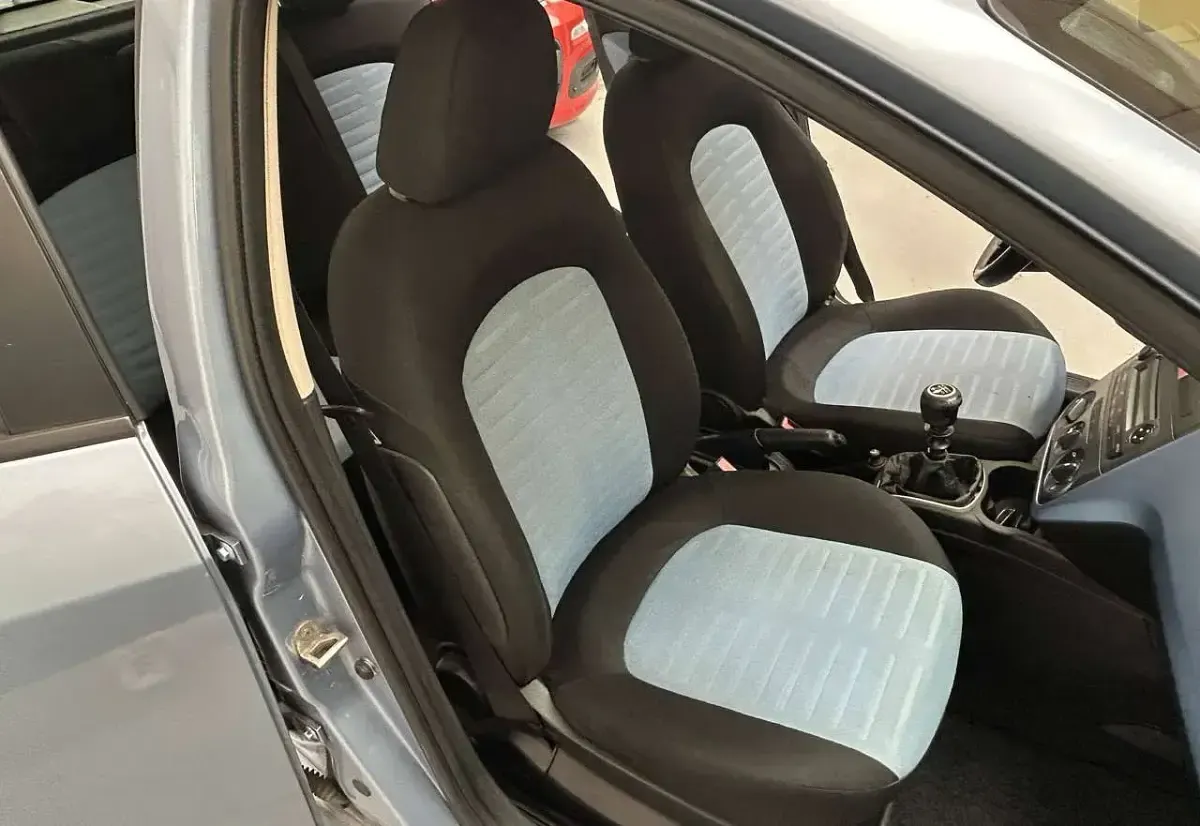 Usata Fiat Grande Punto Dynamic 65 CV (47 kW) 2007 Blu/azzurro Utilitaria