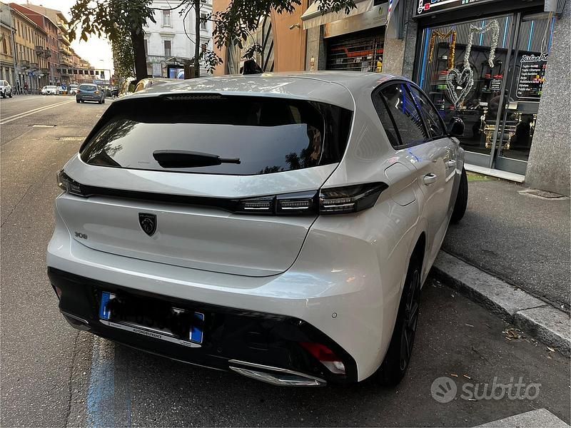 Usata Peugeot 308 131 CV (96 kW) 2022 Bianco Berlina