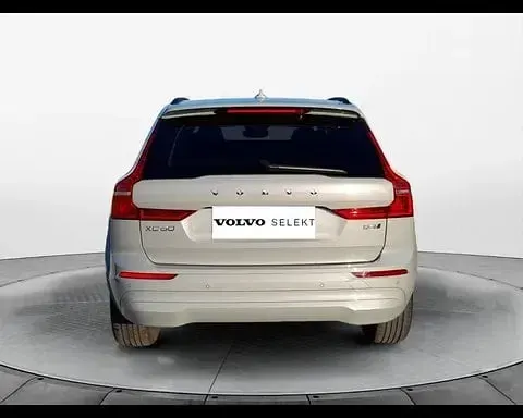 Occasion Volvo XC60 Core 197 PK (144 kW) 2023 Grijs SUV