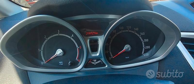 Usata Ford Fiesta Titanium 2008 Nero Utilitaria