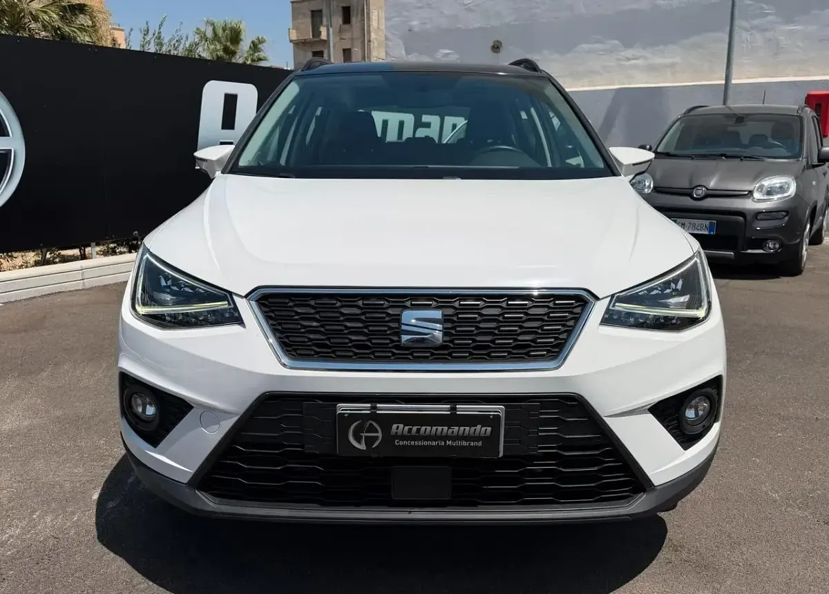 Usata Seat Arona Style 95 CV (69 kW) 2020 Bianco SUV