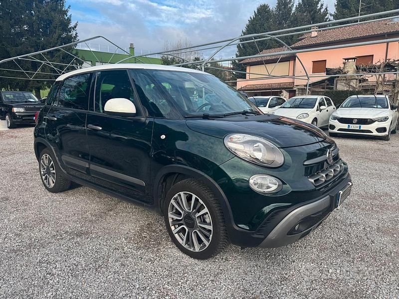Verde Usata 2018 Fiat 500L Lounge Monovolume | 7800 € (Ottimo prezzo) - Immagine 1/4