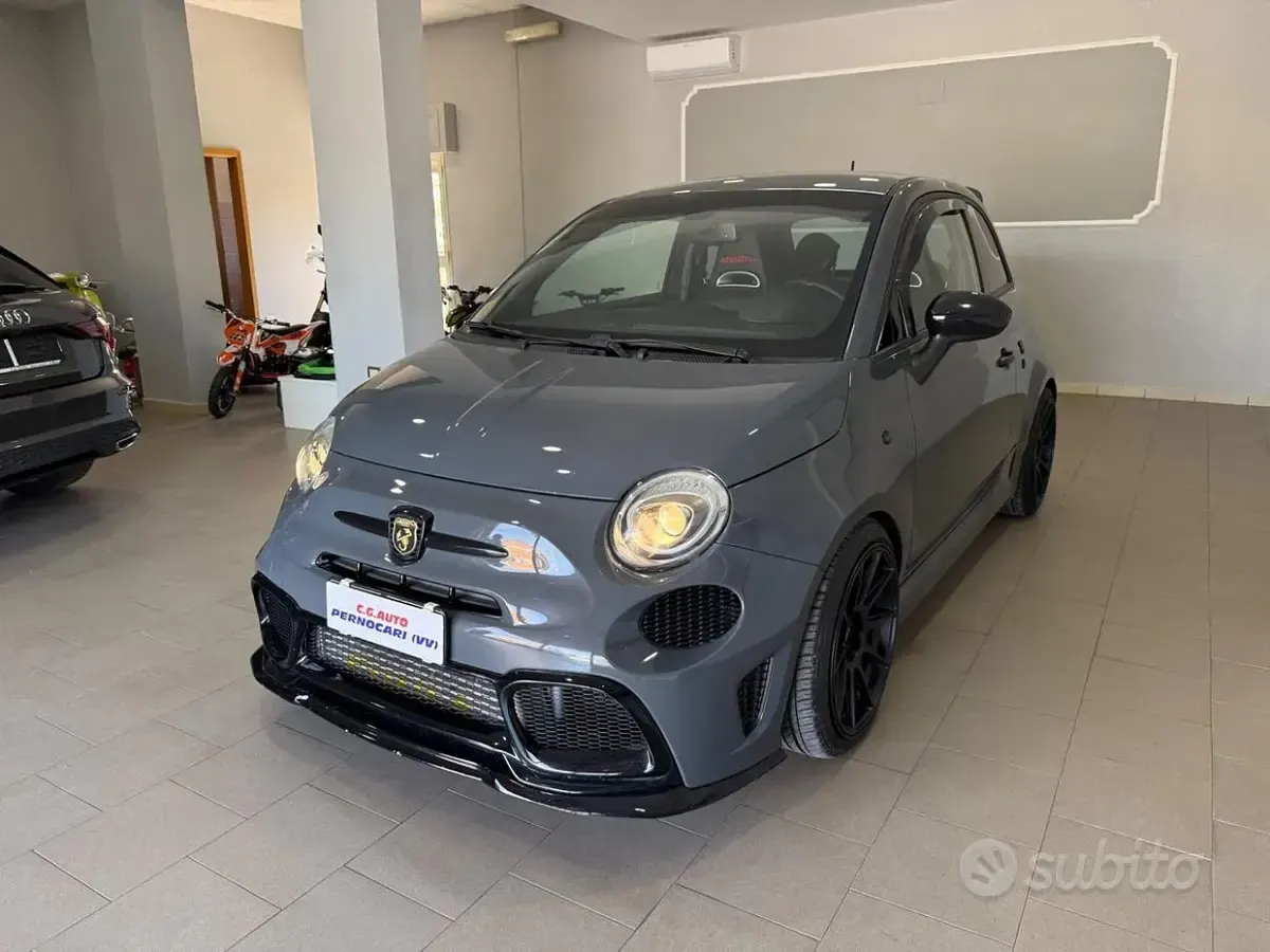 Usata Abarth 595 145 CV (106 kW) 2018 Grigio Berlina