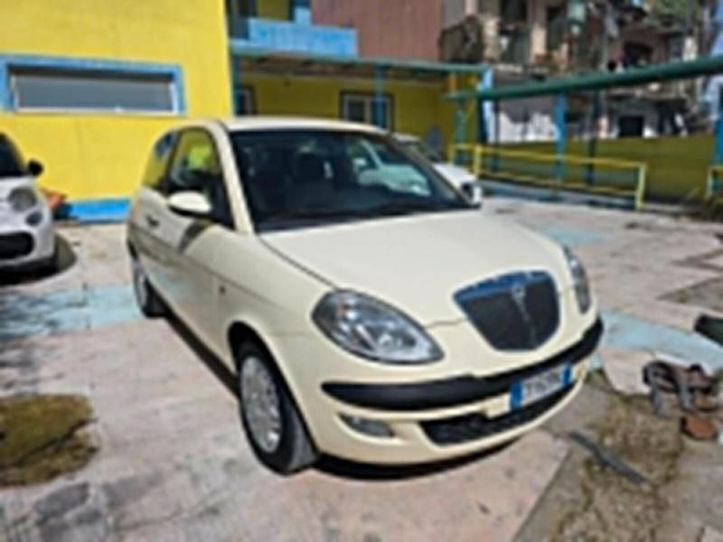 Usata Lancia Ypsilon 69 CV (50 kW) 2006 Beige Utilitaria