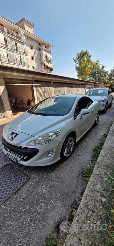 Usata Peugeot 308 2010 Bianco Coupé