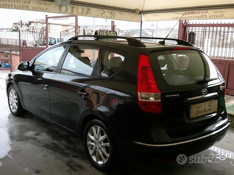 Usata Hyundai i30 115 CV (84 kW) 2009 Nero Station wagon