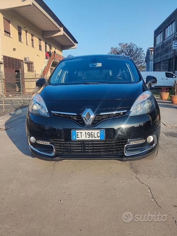 Usata Renault Scénic III 110 CV (80 kW) 2013 Nero Monovolume