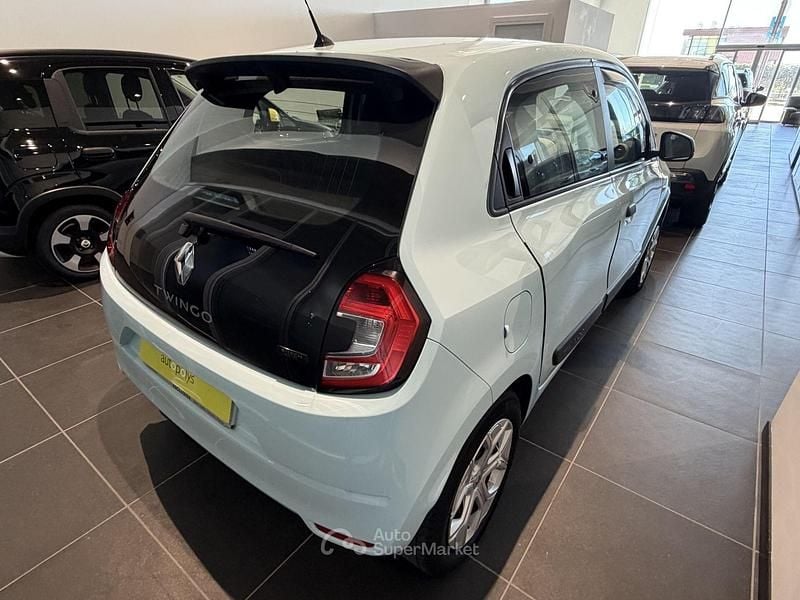Usata Renault Twingo Equilibre 60 kW (82 CV) 2022 Blu/azzurro Utilitaria