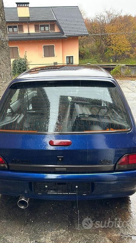 Usata Renault Clio 108 CV (79 kW) 1997 Berlina