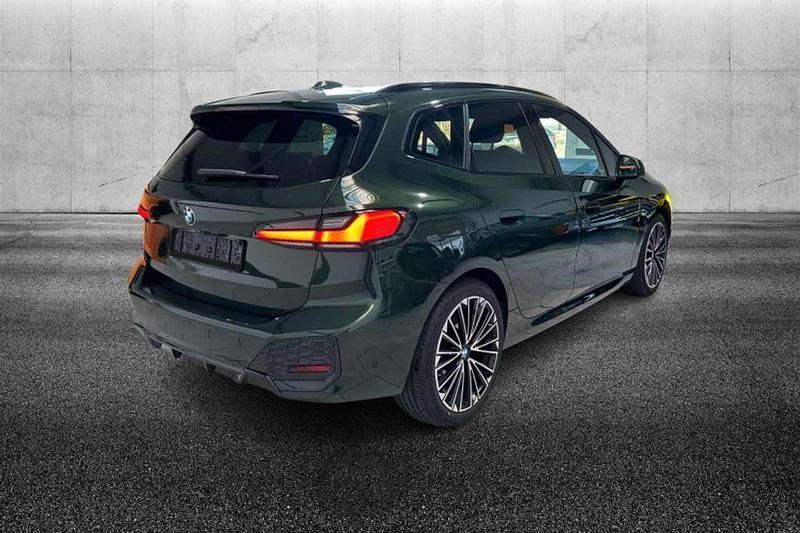 Usata BMW 218 Active Tourer M Sport 136 CV (100 kW) 2024 Verde Monovolume