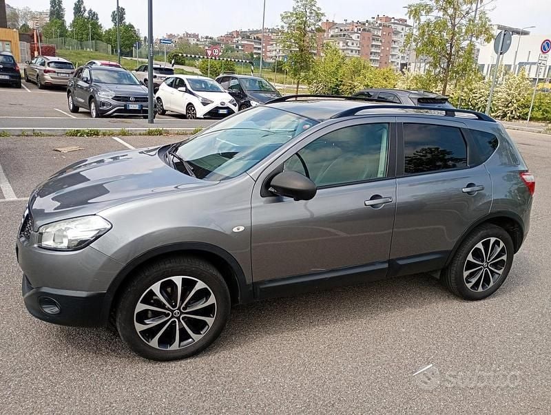 Usata Nissan Qashqai 131 CV (96 kW) 2014 Nero SUV