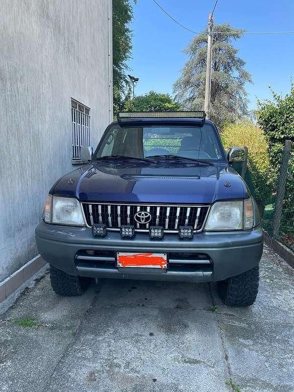 Usata 1998 Toyota Land Cruiser SUV | 10.000 € (Buon prezzo) - Immagine 1/4