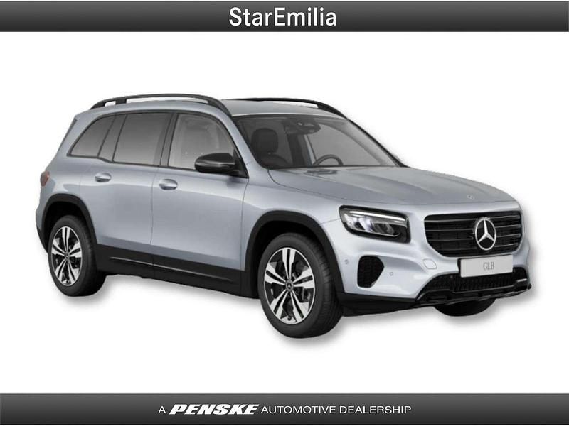 Argento Nuova 2025 Mercedes GLB200 Advanced Plus SUV | 47.150 € (Ottimo prezzo) - Immagine 1/4