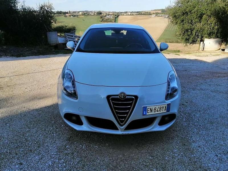 Usata Alfa Romeo Giulietta 120 CV (88 kW) 2012 Utilitaria